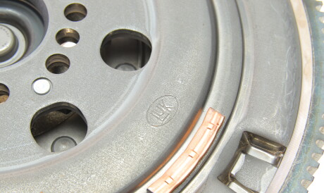 Фото 2 - Комплект сцепления LuK 600 0364 00 (600036400)