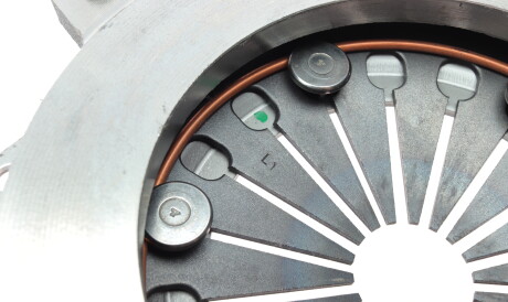 Фото 2 - Комплект сцепления LuK 618 0740 00 (618074000)