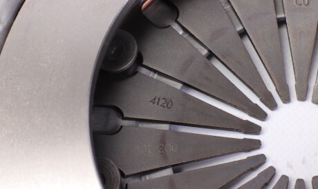 Фото 3 - Комплект сцепления LuK 620 3081 00 (620308100)