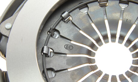 Фото 3 - Комплект сцепления LuK 621 3008 09 (621300809)