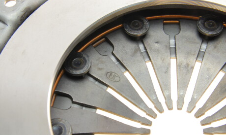 Фото 2 - Комплект зчеплення LuK 622 3015 00