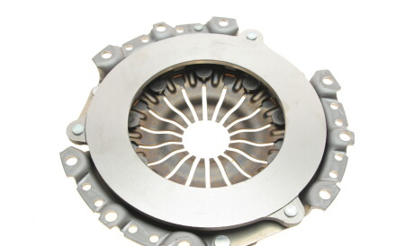 Фото 2 - Комплект сцепления LuK 622 3046 00 (622304600)