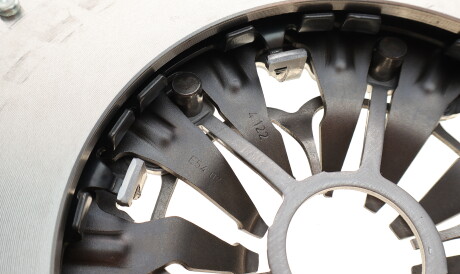 Фото 2 - Комплект сцепления LuK 624 3522 33 (624352233)