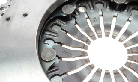 Фото 2 - Комплект зчеплення LuK 624 3953 34 (624395334)