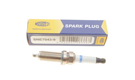 Фото 2 - Свеча зажигания MAGNETI MARELLI 062709000043