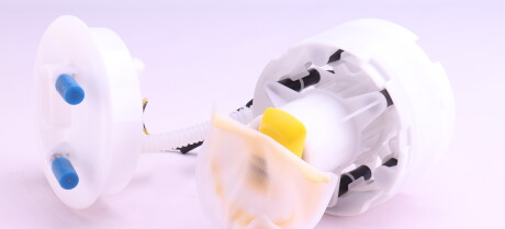 Фото 2 - Паливний насос MAGNETI MARELLI 313011313033