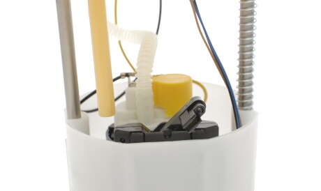 Фото 2 - Паливний насос MAGNETI MARELLI 313011313064