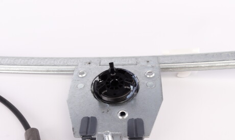 Фото 3 - Склопідйомник MAGNETI MARELLI 350103135500