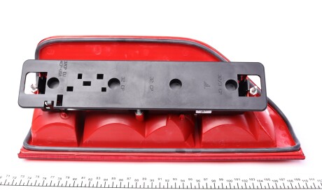 Фото 2 - Задний фонарь MAGNETI MARELLI 712421001129