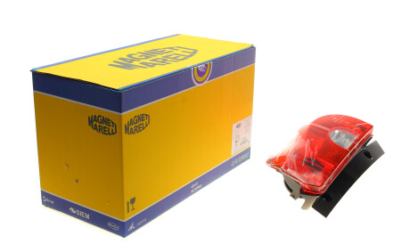 Задний фонарь - MAGNETI MARELLI 714021670701