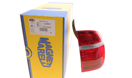 Фото 2 - Задний фонарь MAGNETI MARELLI 714021890802