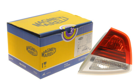 Фото 2 - Задний фонарь MAGNETI MARELLI 714027640801