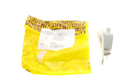 Повторювач повороту на крило BMW X5 (E70) 06-13 (R) M57/N52/N55/N57/N63 - MAGNETI MARELLI 715102182000