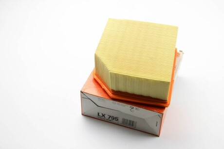 Фото 4 - Воздушный фильтр Knecht / Mahle LX 795