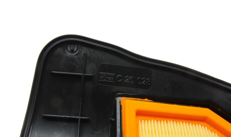 Фото 2 - Воздушный фильтр MANN C 20 028 (C20028)