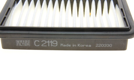 Фото 3 - Повітряний фільтр MANN C 2119 (C2119)