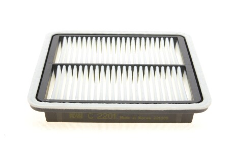 Фото 4 - Воздушный фильтр MANN C 2201 (C2201)