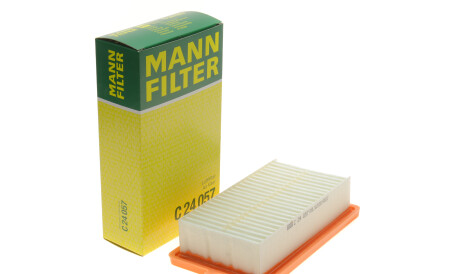 Фото 2 - Повітряний фільтр MANN C 24 057 (C24057)