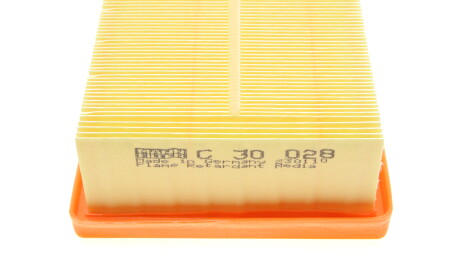 Фото 3 - Повітряний фільтр MANN C 30 028 (C30028)