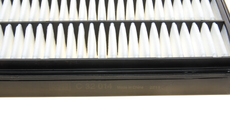 Фото 3 - Повітряний фільтр MANN C 32 014 (C32014)