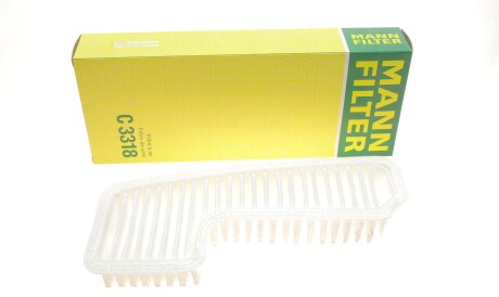 Фото 2 - Повітряний фільтр MANN C 3318 (C3318)