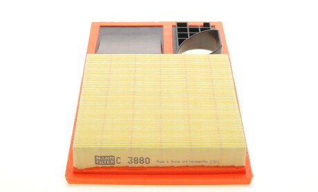 Фото 4 - Повітряний фільтр MANN C 3880 (C3880)