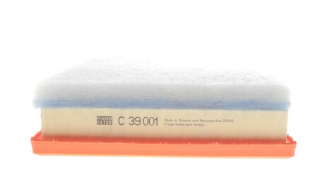 Фото 3 - Автозапчасть MANN C39001