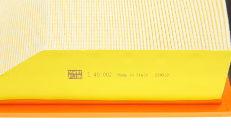 Фото 5 - Воздушный фильтр MANN C 40 002 (C40002)