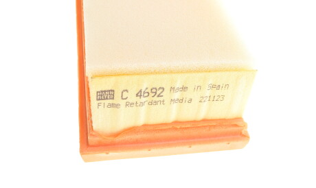 Фото 2 - Повітряний фільтр MANN C 4692 (C4692)