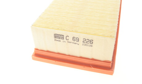 Фото 3 - Воздушный фильтр MANN C 69 226 (C69226)