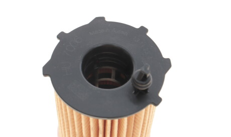 Фото 2 - Масляний фільтр MANN HU 7006 Z (HU7006Z)