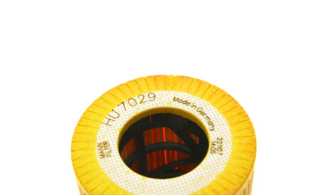 Фото 2 - Масляный фильтр MANN HU 7029 Z (HU7029Z)