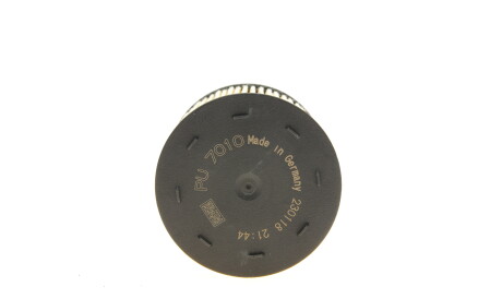 Фото 2 - Паливний фільтр MANN PU 7010 Z (PU7010Z)