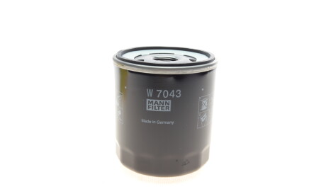 Фото 3 - Масляний фільтр MANN W 7043 (W7043)