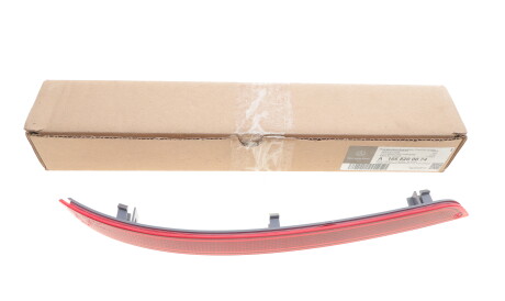 Світловідбивач бампера (заднього) MB M-class (W166) 11-15 (L) - ((A1668200074, 1668200074)) MERCEDES-BENZ 1668200074