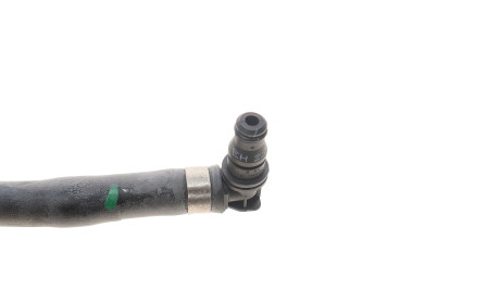 Фото 8 - Патрубок системы охлаждения MERCEDES-BENZ 2045010925