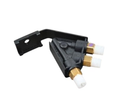 Клапан пневматичної підвіски п - MERCEDES-BENZ A2113280089