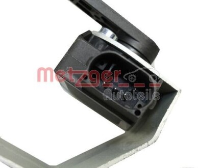 Датчик регулювання кута нахилу фар Audi A4 00-08 - METZGER 0901331