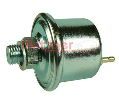 Датчик тиску оливи MB C-class (W203)/E-class (W124) 72-00 OM601/OM602 - (0055421817, 0065429417, A0055421817) METZGER 0906013