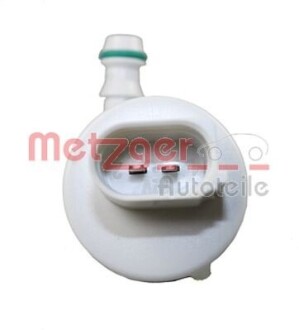 Насос омивача скла передніх фар MB M-class (W164/W166) 05-18 - METZGER 2220108