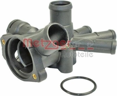 Фланець системи охолодження VW Polo/Jetta II/Golf II 1.0-1.3 83-94 - METZGER 4010019