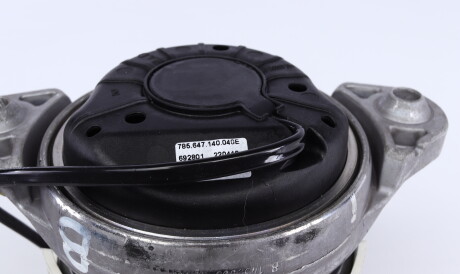 Фото 2 - Подушка двигателя MEYLE 014 024 0166