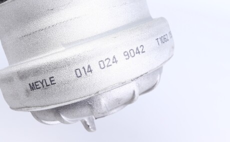 Фото 2 - Подушка двигуна MEYLE 014 024 9042 (0140249042)