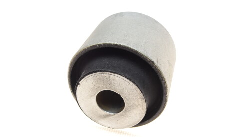 Фото 3 - Сайлентблок рычага MEYLE 014 610 0055 (0146100055)