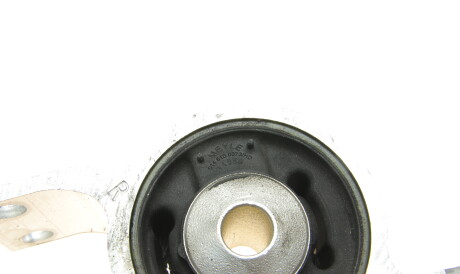 Фото 2 - Сайлентблок рычага MEYLE 014 610 0068/HD (0146100068HD)