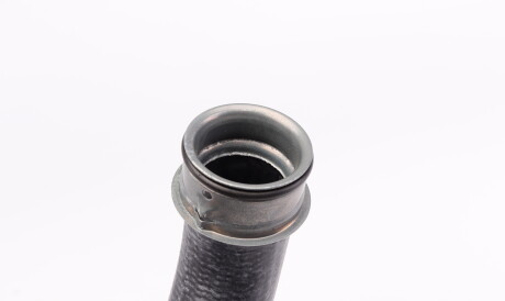 Фото 3 - Патрубок системи охолодження MEYLE 019 222 0016