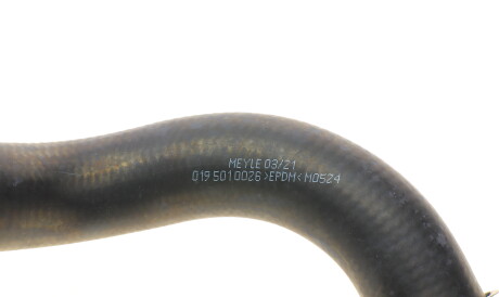 Фото 2 - Патрубок системи охолодження MEYLE 019 501 0026 (0195010026)
