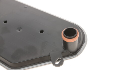 Фото 4 - Масляный фильтр АКПП MEYLE 100 398 0003 (1003980003)