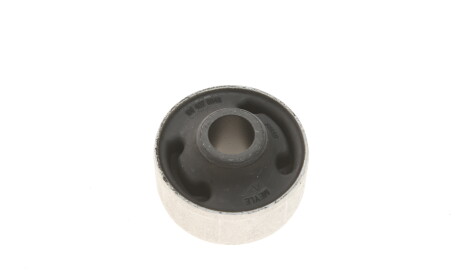 Фото 3 - Сайлентблок важеля MEYLE 100 407 0049 (1004070049)