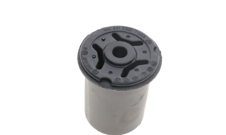 Фото 2 - Сайлентблок подрамника MEYLE 100 501 0007 (1005010007)